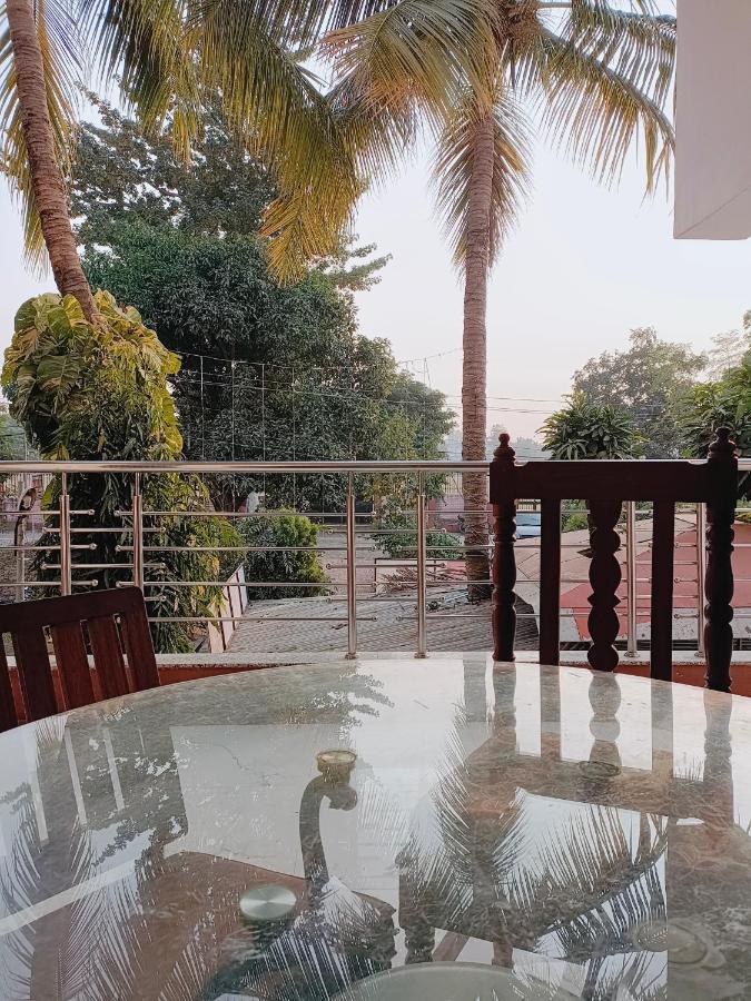 The Gupta Guest House พุทธคยา ภายนอก รูปภาพ