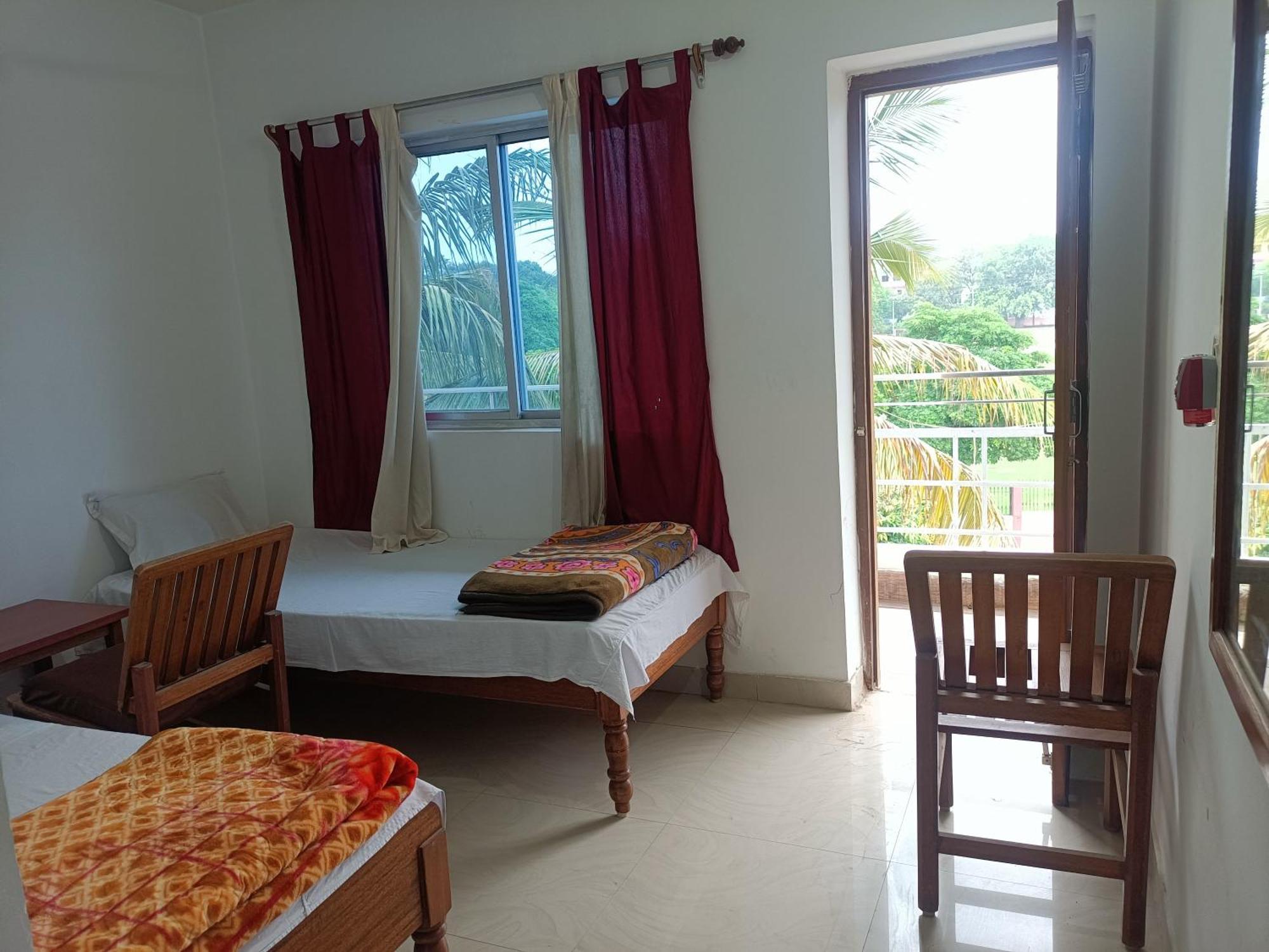 The Gupta Guest House พุทธคยา ภายนอก รูปภาพ